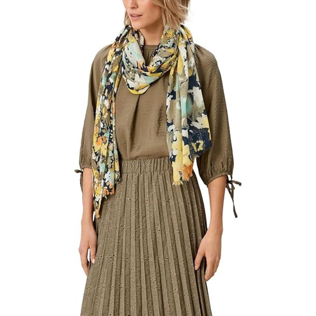 s.Oliver Green Scarf