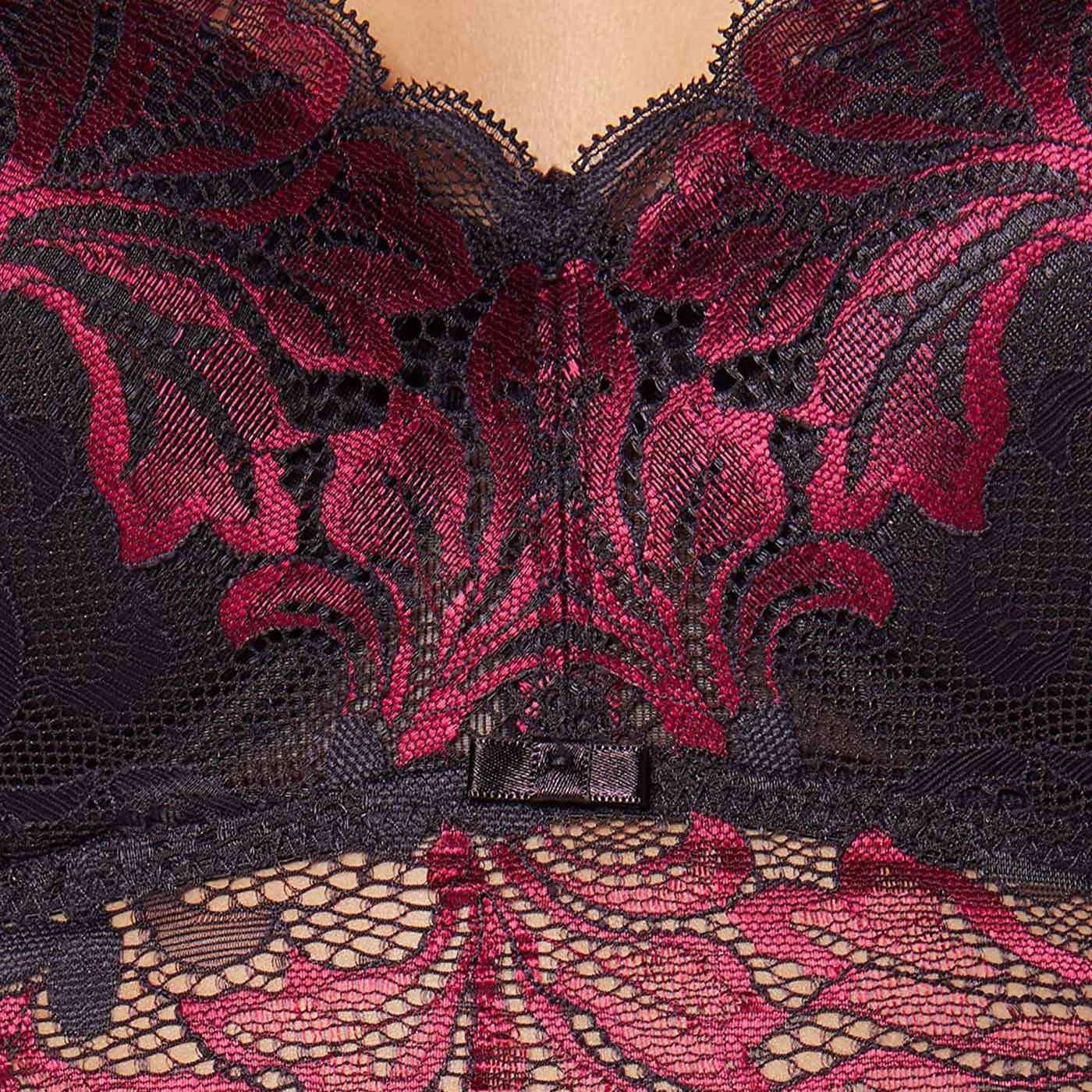 Triumph Amourette Charm WHPL